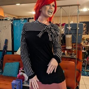 Zeagoo Black and White Striped Bow Blouse